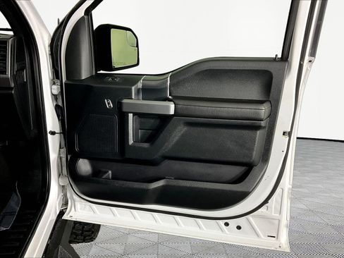 Used 2018 Ford F150 XLT w/ Equipment Group 301A Mid AWD/4WD image 28
