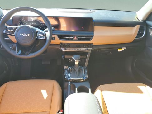 New 2026 Kia Seltos EX image 12