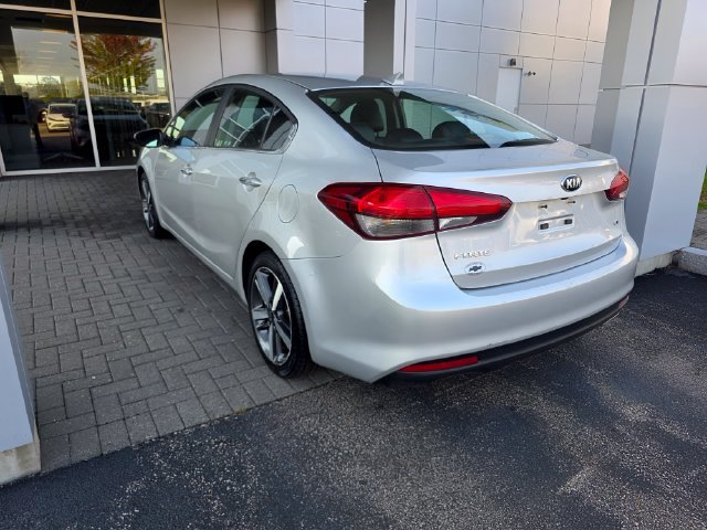 Used 2017 Kia Forte EX w/ EX Premium Plus Package FWD image 2