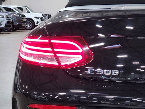 Used 2020 Mercedes-Benz C 300 Cabriolet image 18