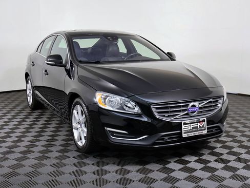 Used 2016 Volvo S60 T5 Premier image 5