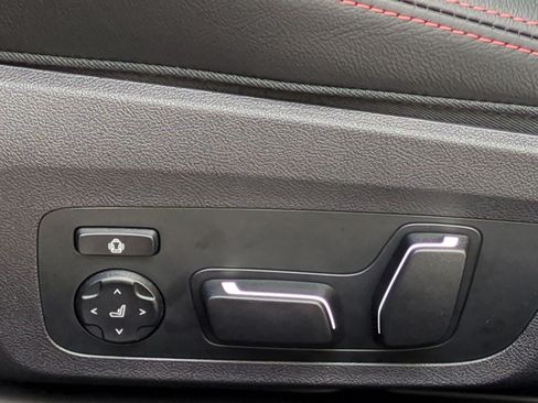 New 2026 BMW M2 w/ Lighting Package RWD image 22