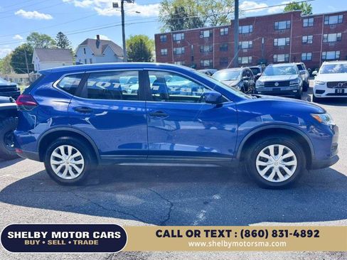 Used 2018 Nissan Rogue S FWD image 3