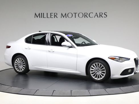 Used 2022 Alfa Romeo Giulia Sprint image 10
