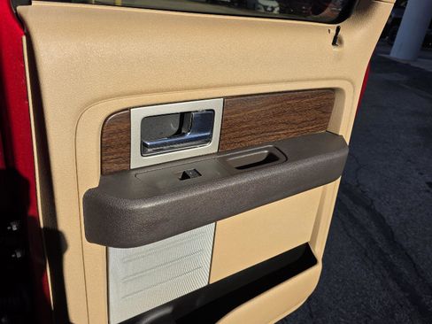 Used 2013 Ford F150 Lariat w/ Luxury Equipment Group image 36