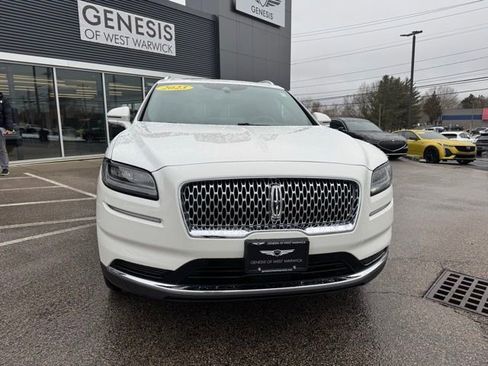 Used 2023 Lincoln Nautilus Reserve image 18