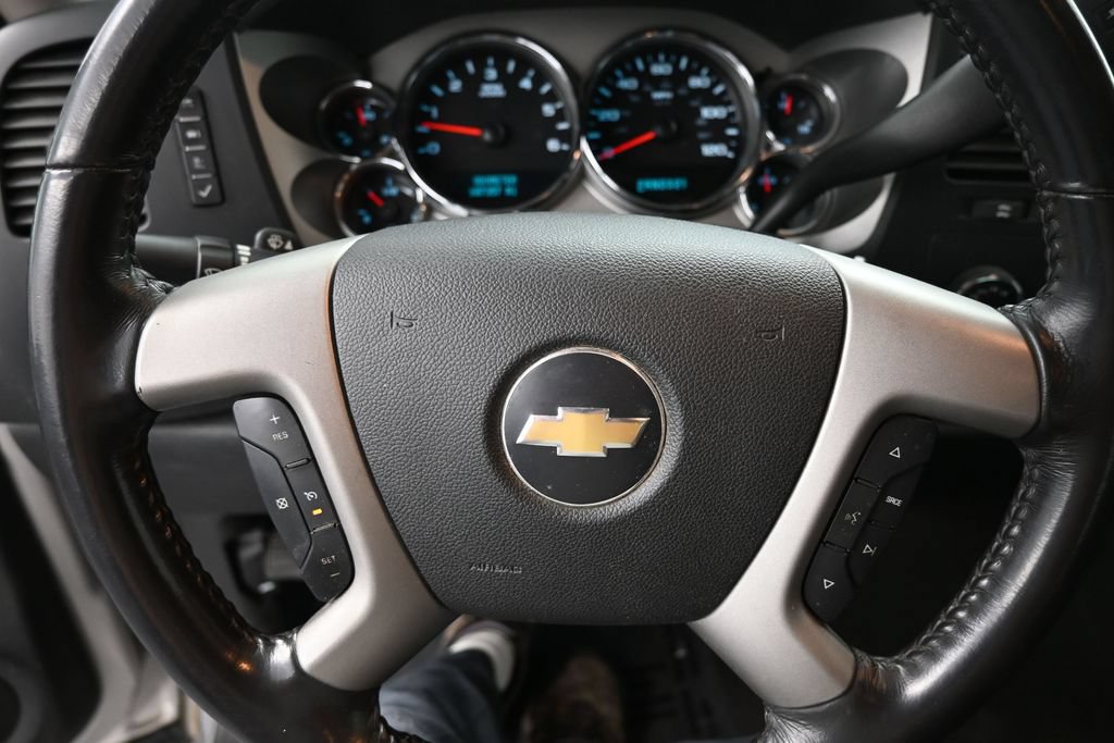 Used 2008 Chevrolet Silverado 1500 LT w/ All Star Edition AWD/4WD image 32