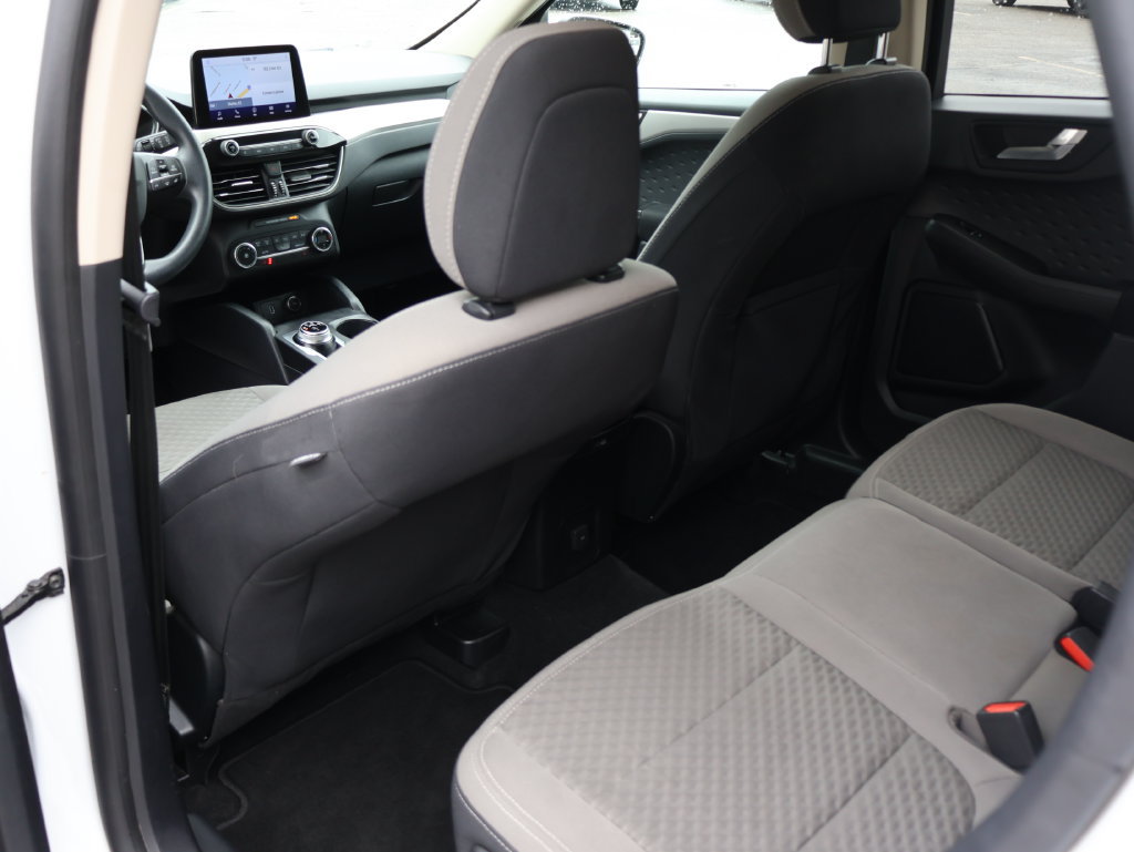 Used 2020 Ford Escape SE FWD image 10