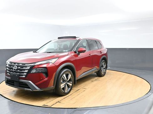 Used 2024 Nissan Rogue SL w/ SL Premium Package image 6