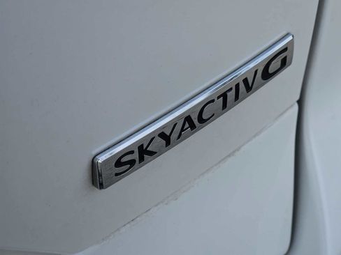 Used 2020 MAZDA CX-5 Touring image 11