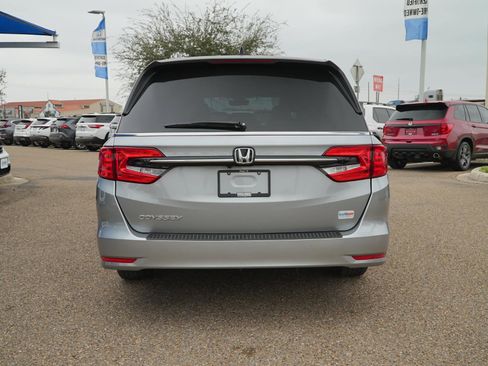 Used 2023 Honda Odyssey EX-L image 5