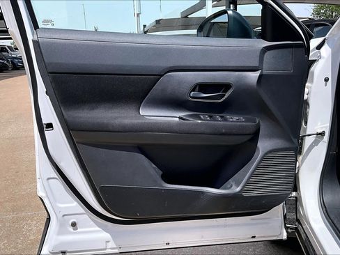 Used 2025 Nissan Kicks S FWD image 24