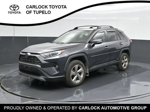 Used 2021 Toyota RAV4 Limited AWD/4WD image 9