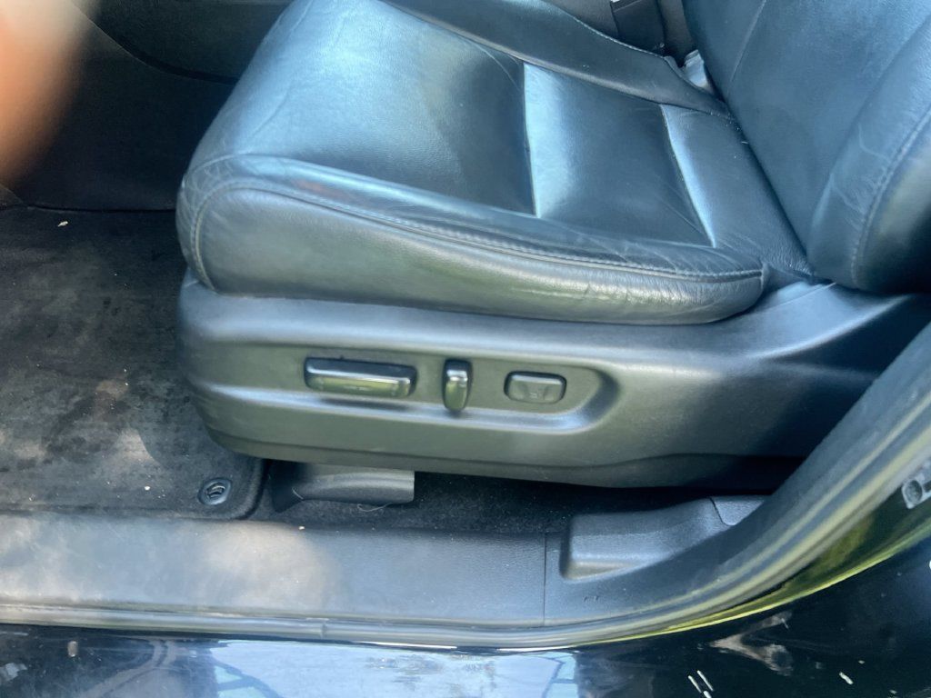 Used 2017 Honda Pilot Touring image 14