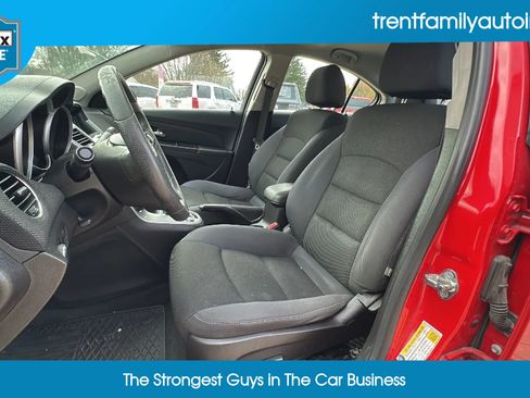 Used 2016 Chevrolet Cruze LT image 26
