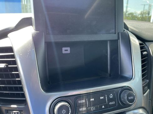 Used 2020 Chevrolet Tahoe Premier AWD/4WD image 32