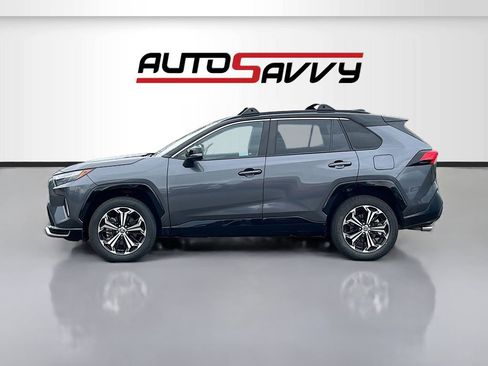 Used 2024 Toyota RAV4 XSE w/ Weather Package AWD/4WD image 4