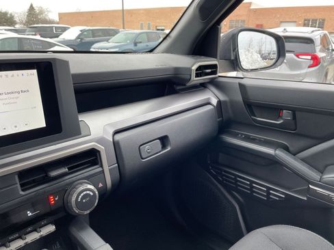 Used 2025 Toyota 4Runner TRD Off-Road image 35