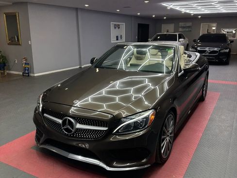 Used 2018 Mercedes-Benz C 300 Cabriolet image 3