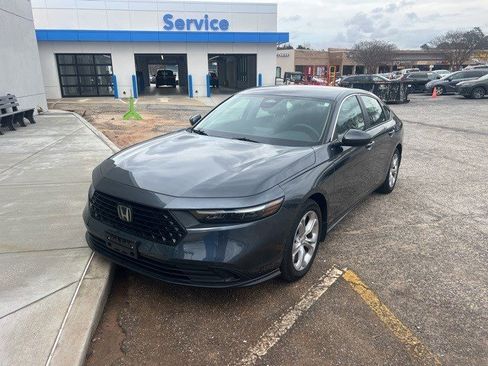 Used 2023 Honda Accord LX image 4