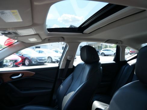 Used 2021 Acura TLX FWD image 11