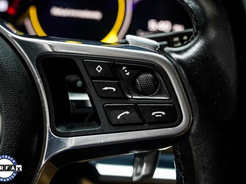 Used 2018 Porsche Panamera image 30