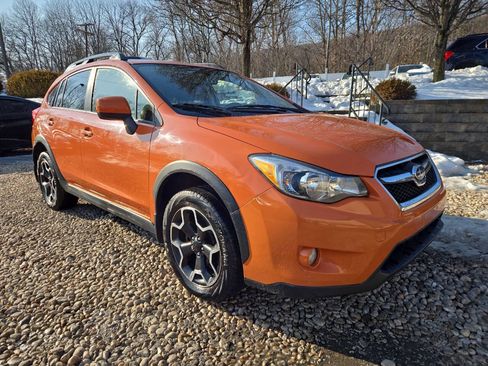 Used 2014 Subaru Crosstrek 2.0i Premium w/ Moonroof Package image 1