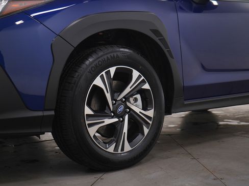 Certified 2025 Subaru Crosstrek 2.0i Premium image 27