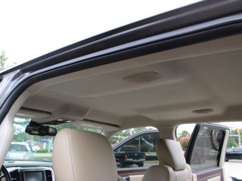 Used 2014 RAM 2500 Laramie w/ Convenience Group image 32