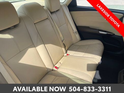 Used 2014 Toyota Avalon XLE FWD image 18