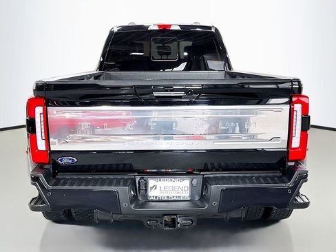 Used 2024 Ford F450 Platinum w/ FX4 Off-Road Package AWD/4WD image 8