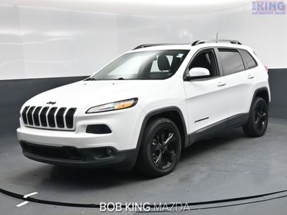 Used 2016 Jeep Cherokee Latitude w/ Comfort/Convenience Group