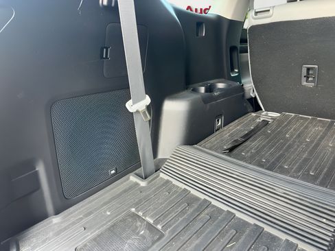 Used 2020 Toyota Highlander Limited AWD/4WD image 50