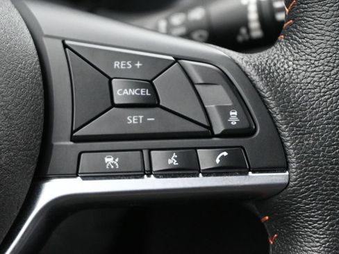 Used 2024 Nissan Kicks SR FWD image 7