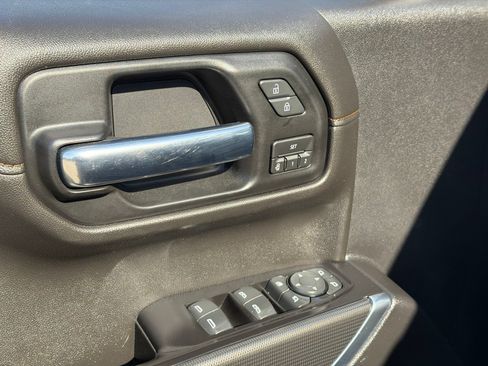 Used 2020 GMC Sierra 1500 AT4 w/ AT4 Premium Package AWD/4WD image 15