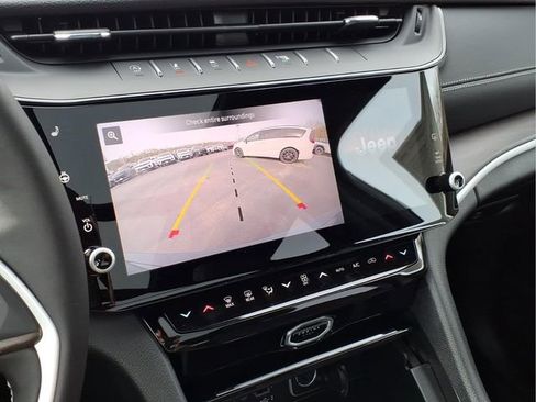 New 2026 Jeep Grand Cherokee Limited image 27