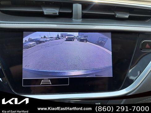 Used 2022 Buick Encore GX Essence w/ Experience Buick Package AWD/4WD image 31