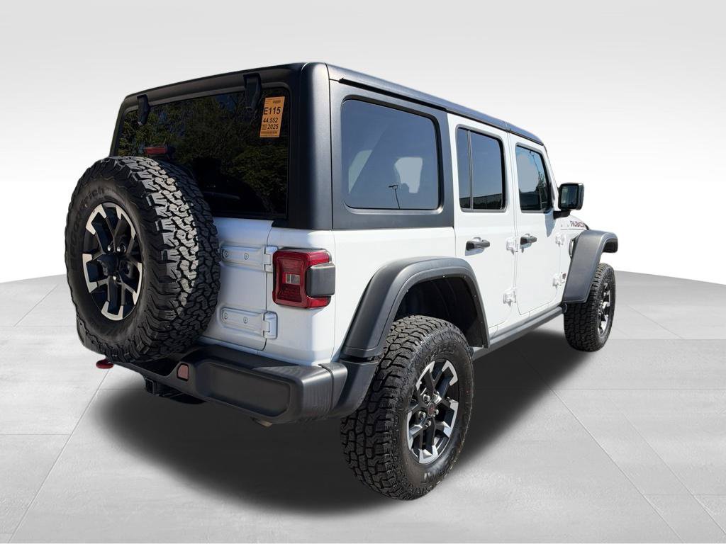 Used 2025 Jeep Wrangler Unlimited Rubicon AWD/4WD image 10
