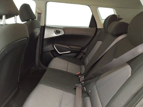 Used 2023 Kia Soul LX w/ Option Group 015 FWD image 18