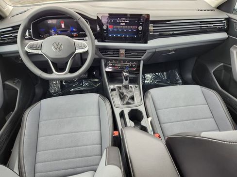 New 2026 Volkswagen Jetta SE image 25