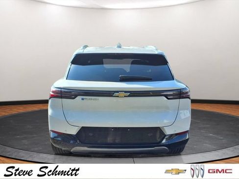 Used 2024 Chevrolet Equinox EV LT FWD image 23