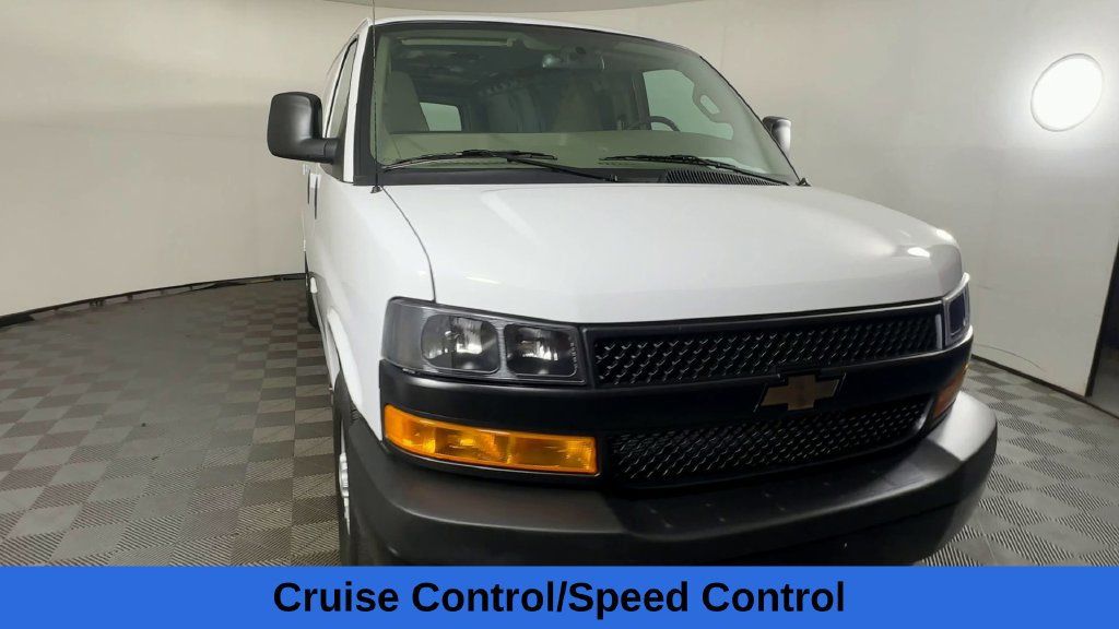 Used 2026 Chevrolet Express 2500 w/ Communications Package RWD image 5