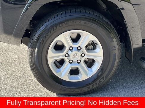Used 2021 Toyota 4Runner SR5 Premium w/ Moonroof Package AWD/4WD image 10