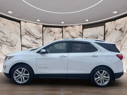 Used 2021 Chevrolet Equinox Premier AWD/4WD image 18