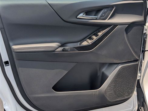 New 2026 Chevrolet Equinox LT FWD image 11