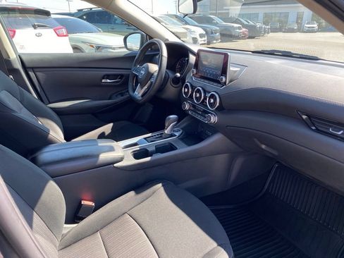 Used 2025 Nissan Sentra SV w/ All-Weather Package FWD image 27