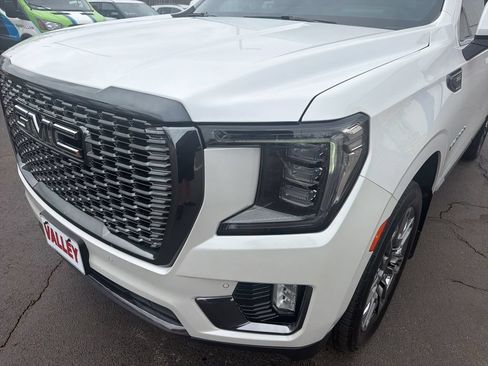 Used 2024 GMC Yukon Denali Ultimate AWD/4WD image 15