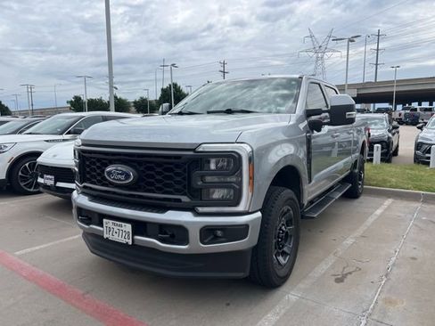 Used 2023 Ford F250 Lariat w/ Sport Appearance Package AWD/4WD image 2