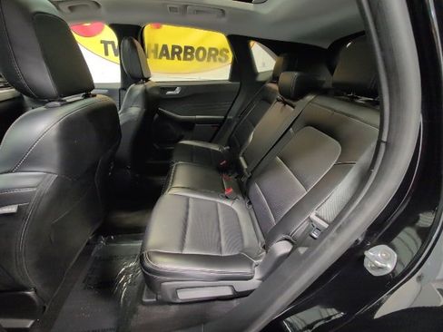 Certified 2024 Ford Escape Platinum image 27