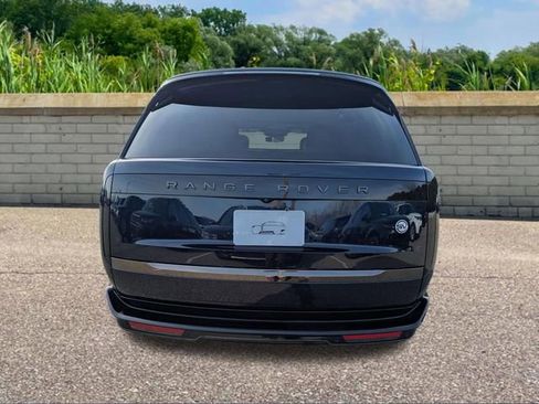 New 2026 Land Rover Range Rover SV image 5